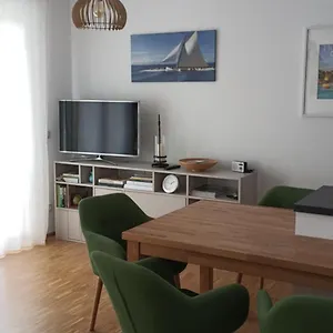  Apartment Wunderschoene Direkt An Der Elbe, Alt-und Neustadtnaehe